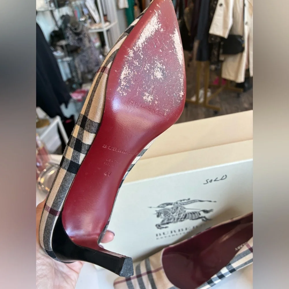 Burberry signature plaid pattern heels size 41 - Picture 3 of 3